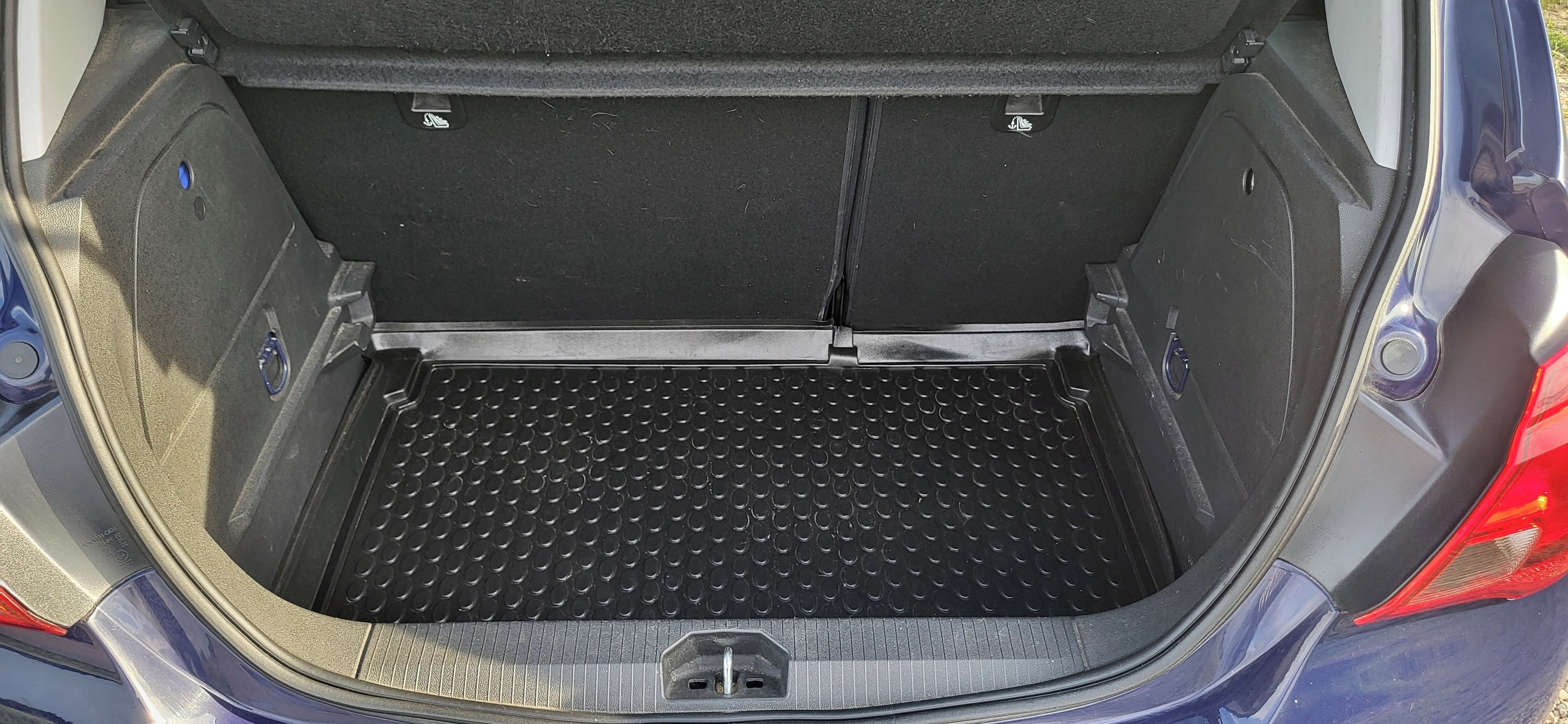 Opel Corsa, 1. majitel, CZ - fotka 6