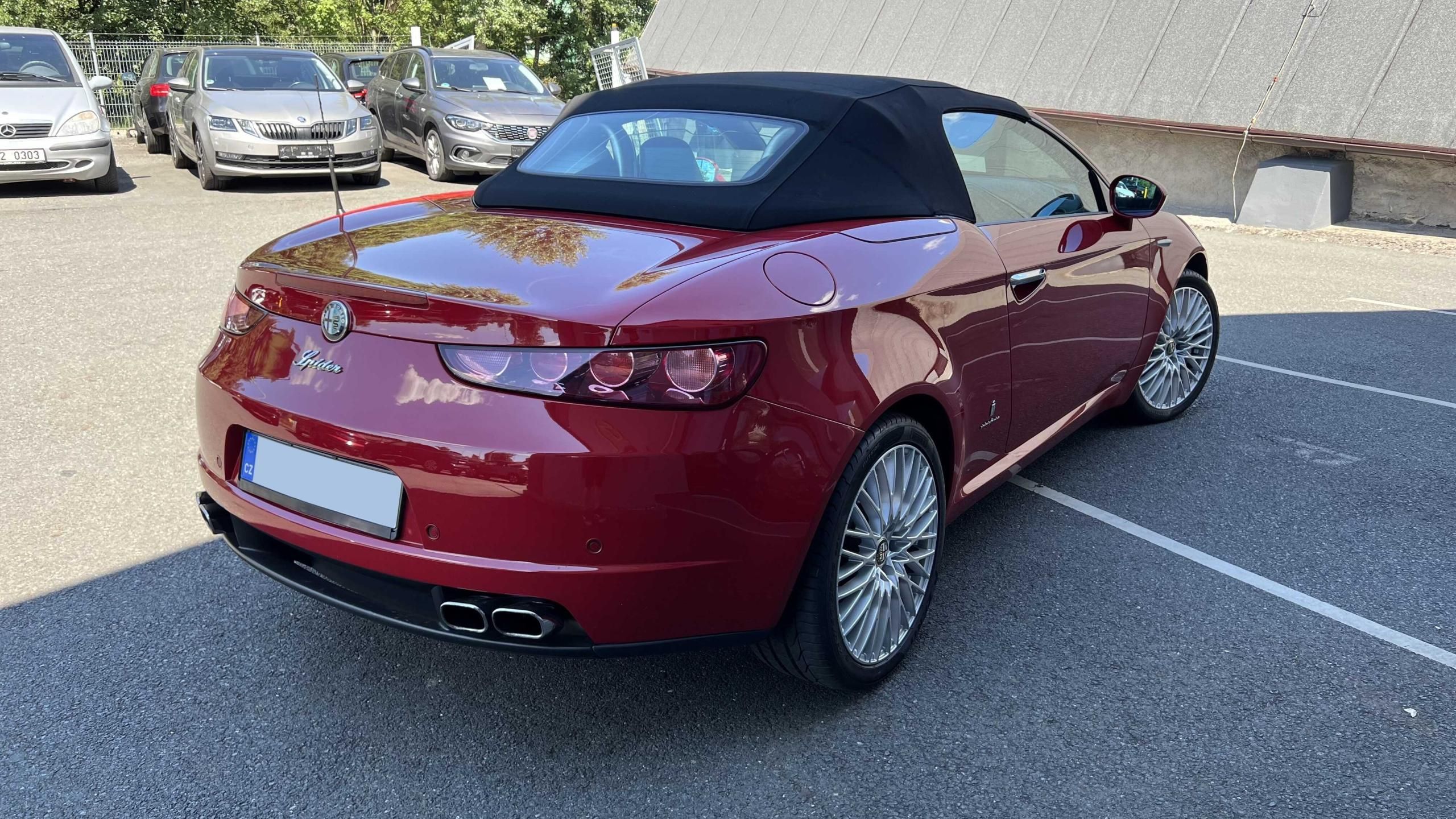 Alfa Romeo Spider, 3.2 V6 JTS Q4 191kW - fotka 4