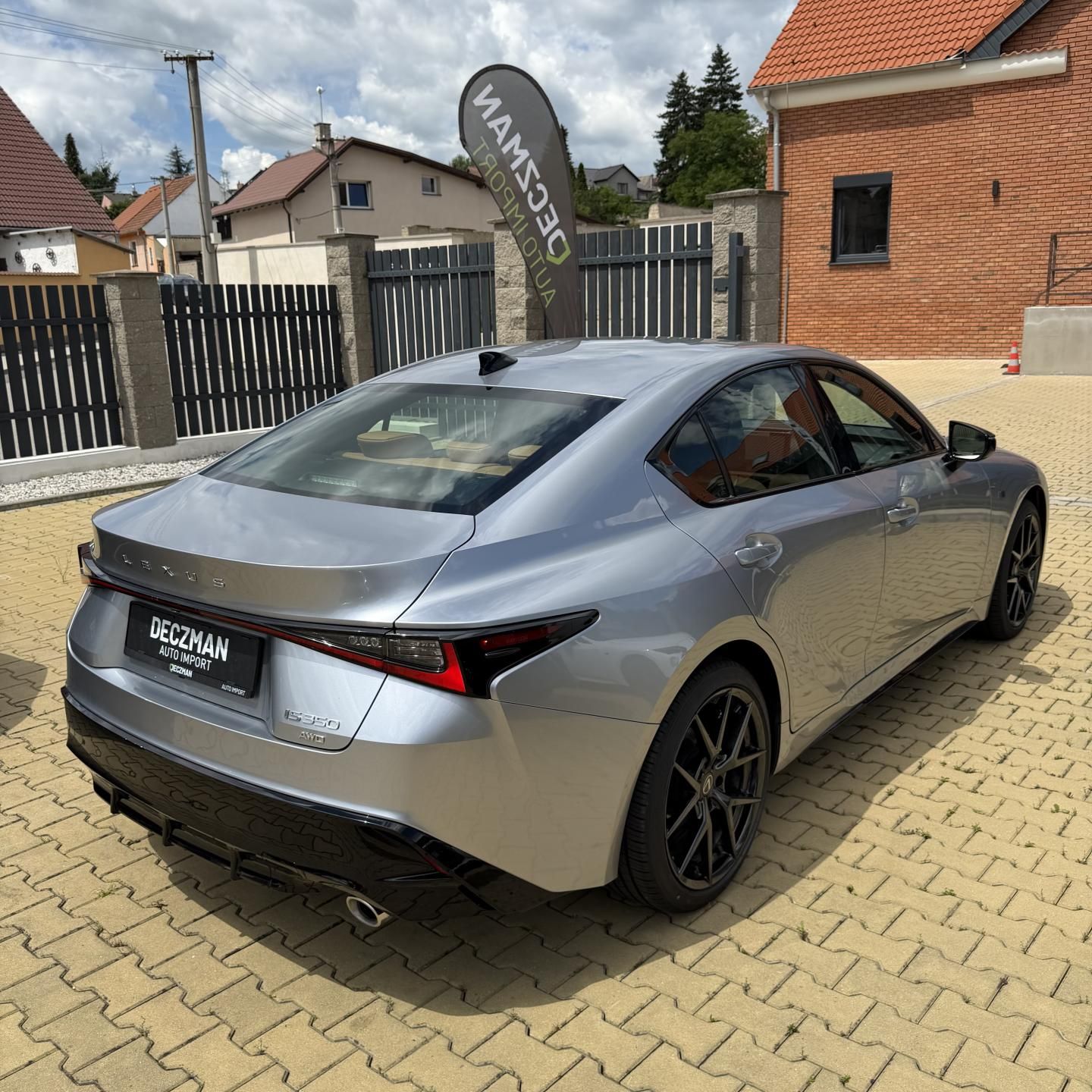 Lexus IS 350, AWD F SPORT 311 HP V6 2026 - fotka 4