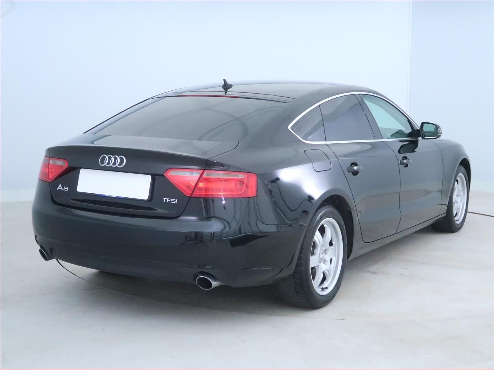 Audi A5, 1.8 TFSI - fotka 5