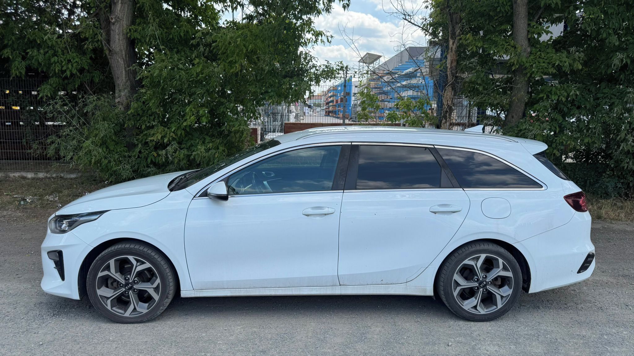 Kia Cee´d, SW 1.6 CRDi combi 100 kW - fotka 3