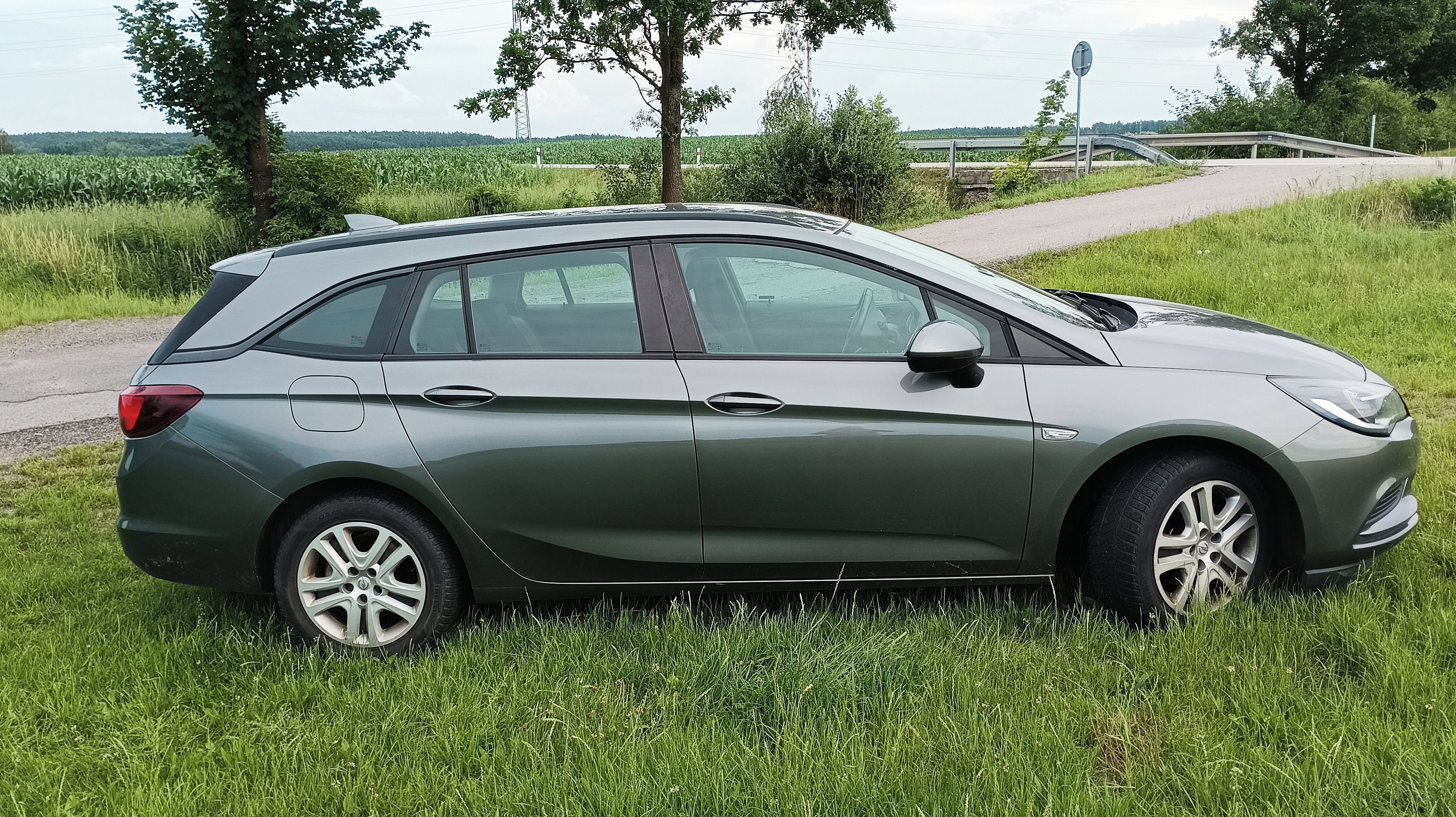 Opel Astra, Opel Astra K 1.6 diesel - fotka 3