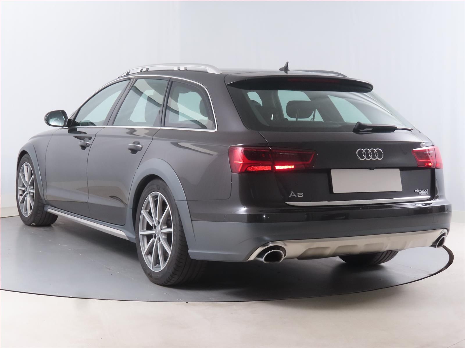 Audi A6 allroad, 3.0 TDI, 4X4, Automat - fotka 4