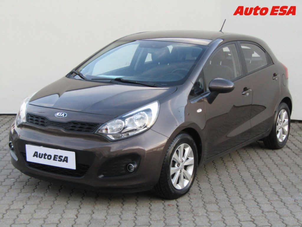Kia Rio, 1.2i,ČR - fotka 3