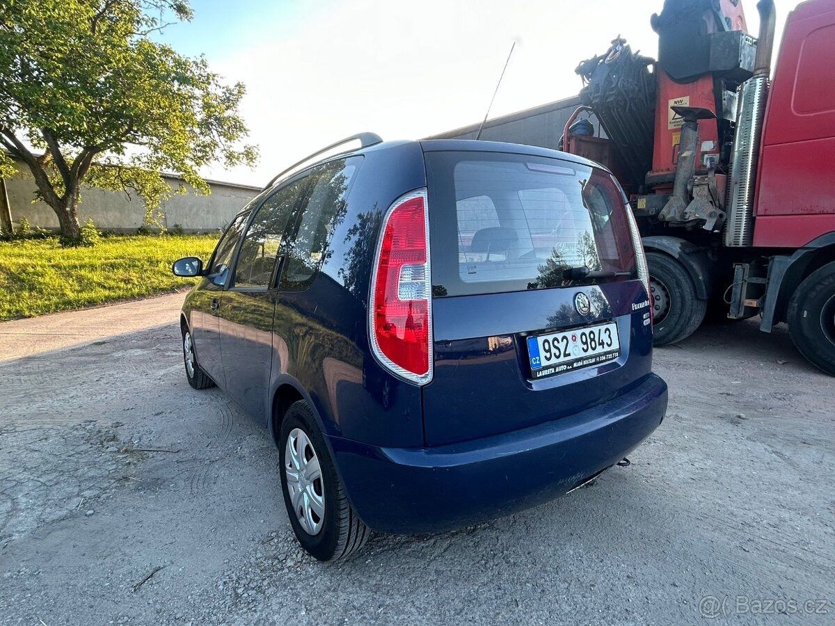Škoda Roomster, 86 000km,2010,1.2TSI,63kW - fotka 4