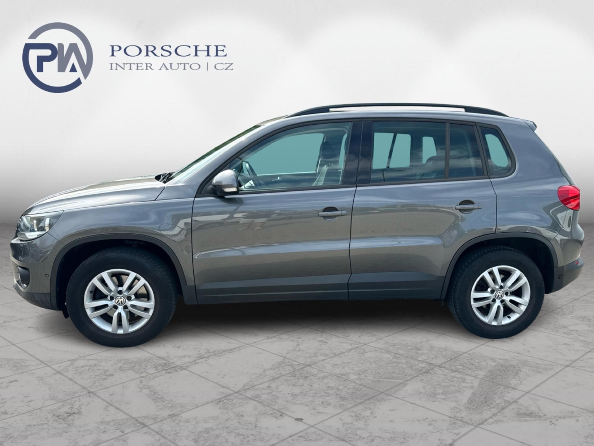 Volkswagen Tiguan, 2.0 TDI  81 kw Trend & Fun - fotka 3