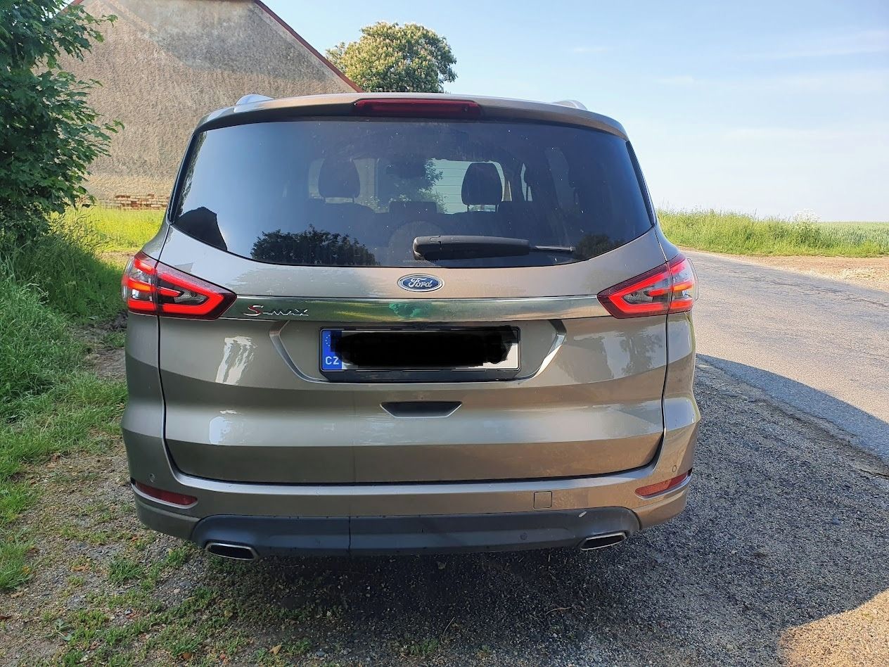 Ford S-MAX, manuál 140kW, 7 míst - fotka 4