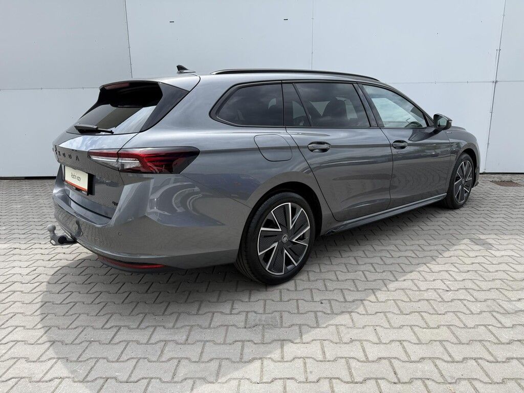 Škoda Superb, DSG 4M 2,0TDi 142kW SportLine - fotka 2