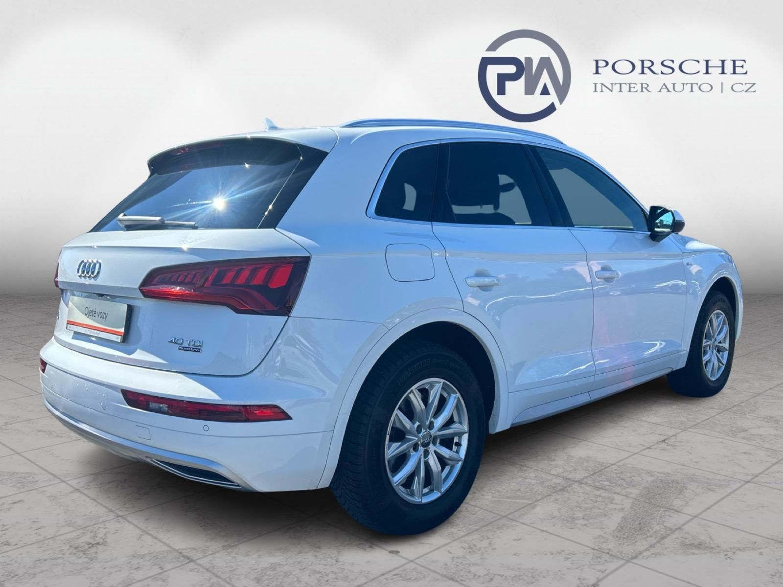 Audi Q5, 2.0 TDi 140kW - fotka 2