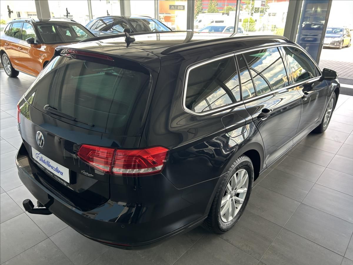 Volkswagen Passat, 2,0   TDI,DSG,110kW,COMFORTLIN - fotka 6