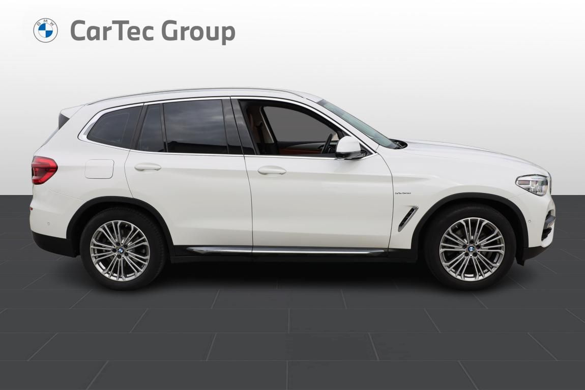 BMW X3, xDrive20d - fotka 6