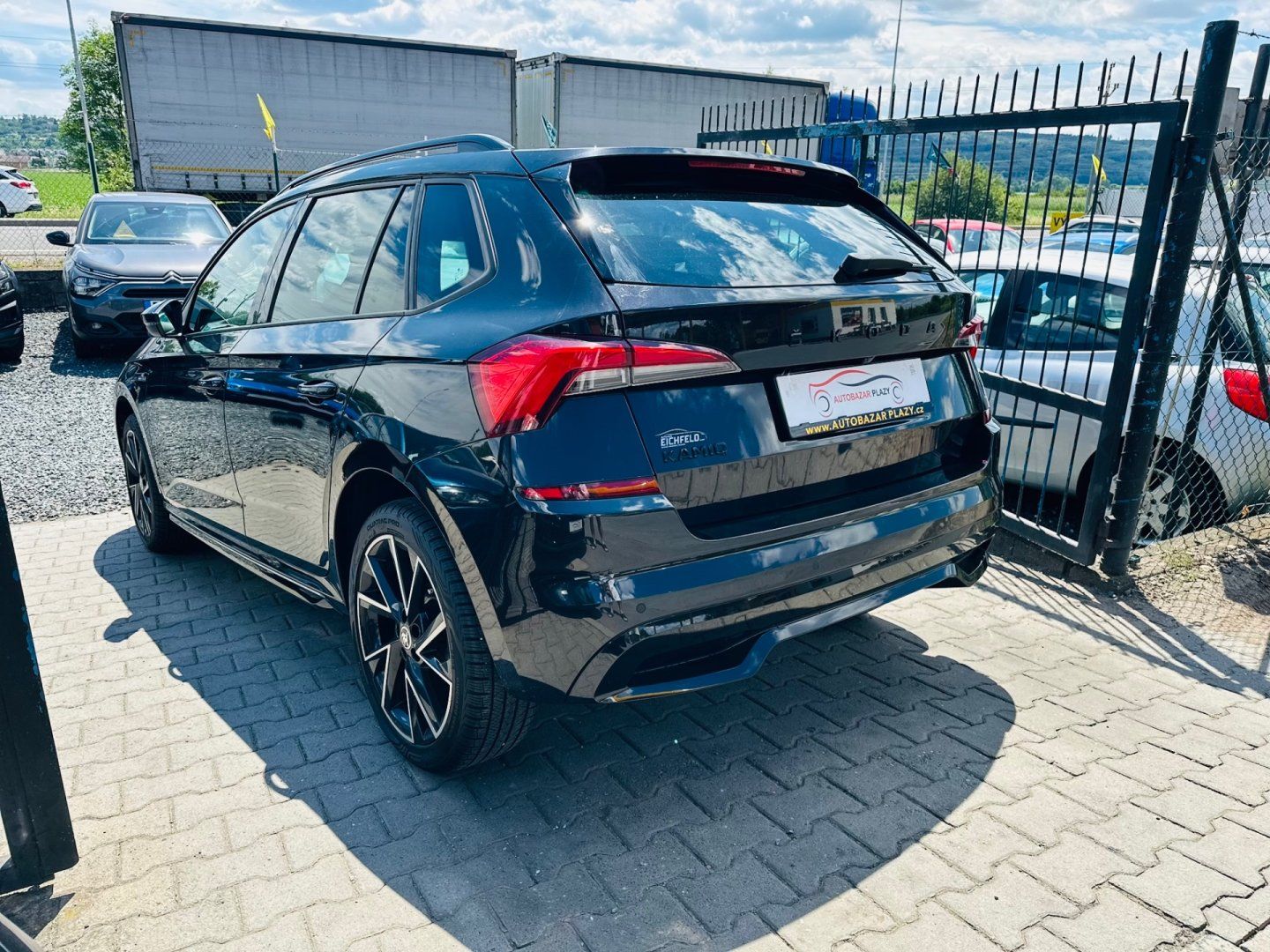Škoda Kamiq, 1.0TSi MONTE CARLO,NAVI,KAMERA - fotka 4