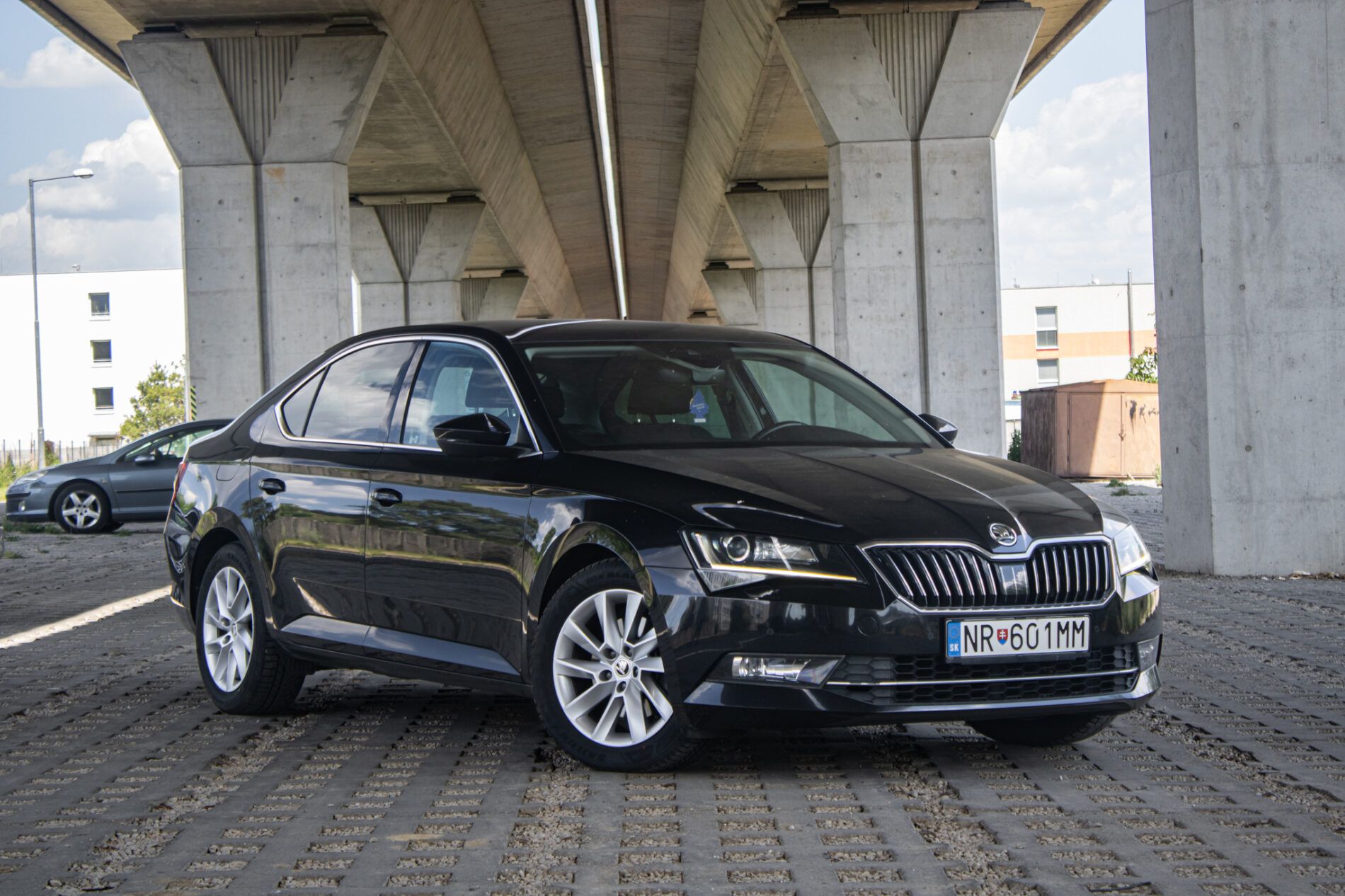 Škoda Superb - fotka 3