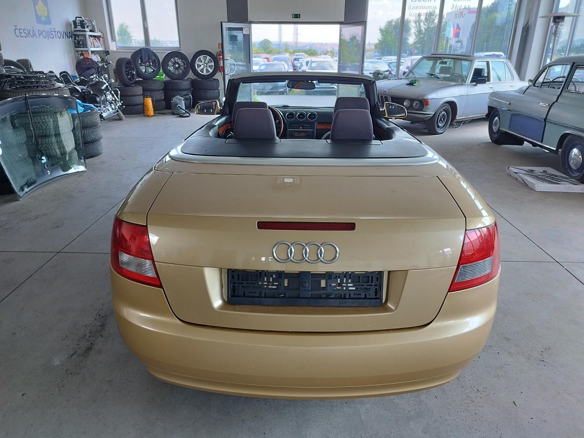 Audi A4, 2,5TDI,120KW,MANUÁL,ALU - fotka 5