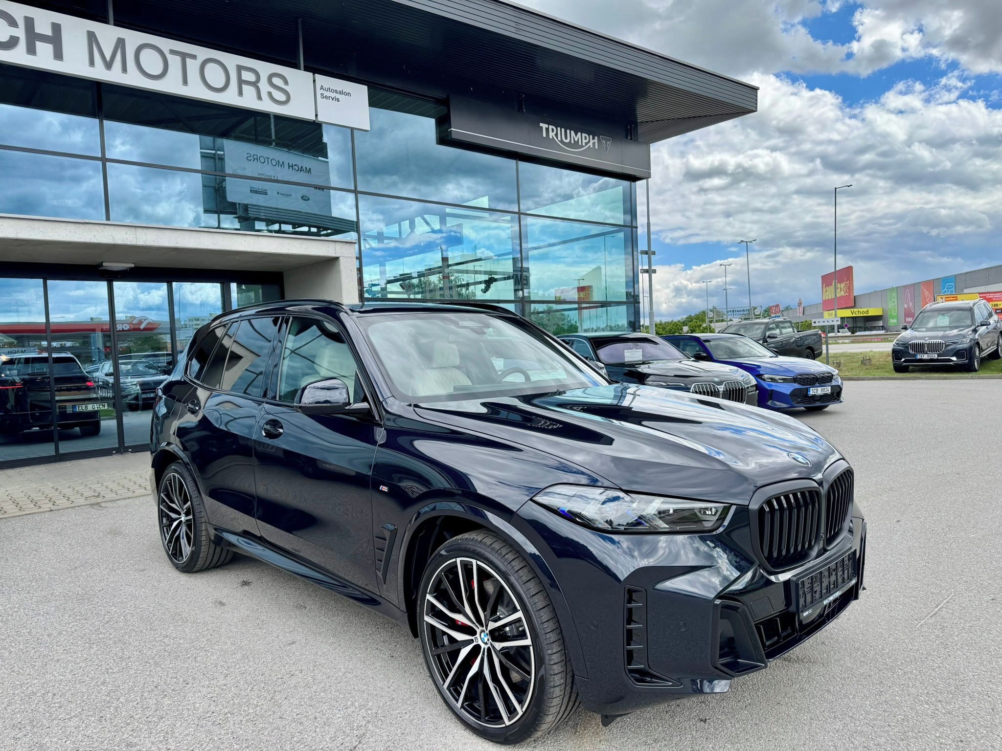 BMW X5, 30xd Masáž Ventilace Softclose - fotka 5