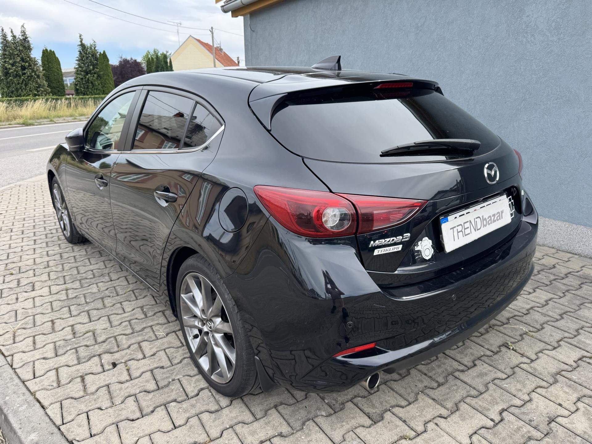 Mazda 3, 2,0 SKYACTIV - fotka 4
