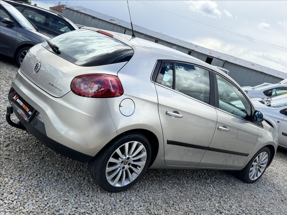 Fiat Bravo, 1,9 JTD DIGIKLIMA TAŽNÉ +KOLA - fotka 5