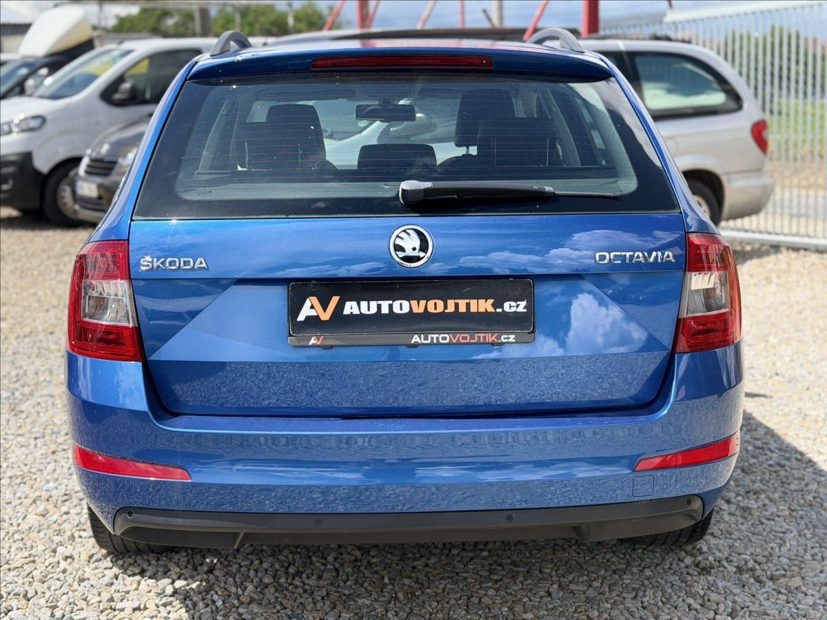 Škoda Octavia, 2,0 TDI 110kW DSG XENONY - fotka 6