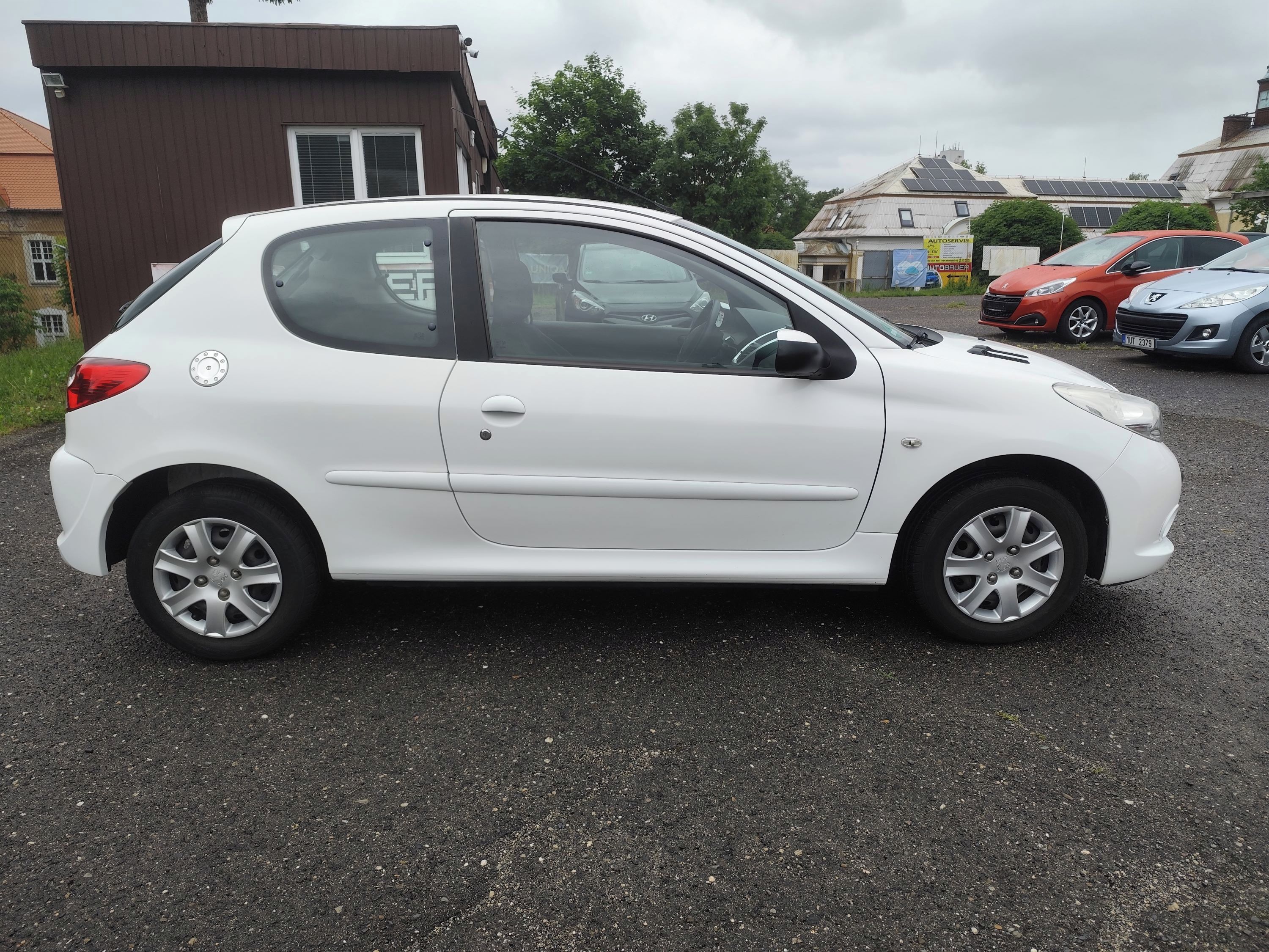 Peugeot 206, 206+,1.1i,44kw.Klima,L+Z kola - fotka 5