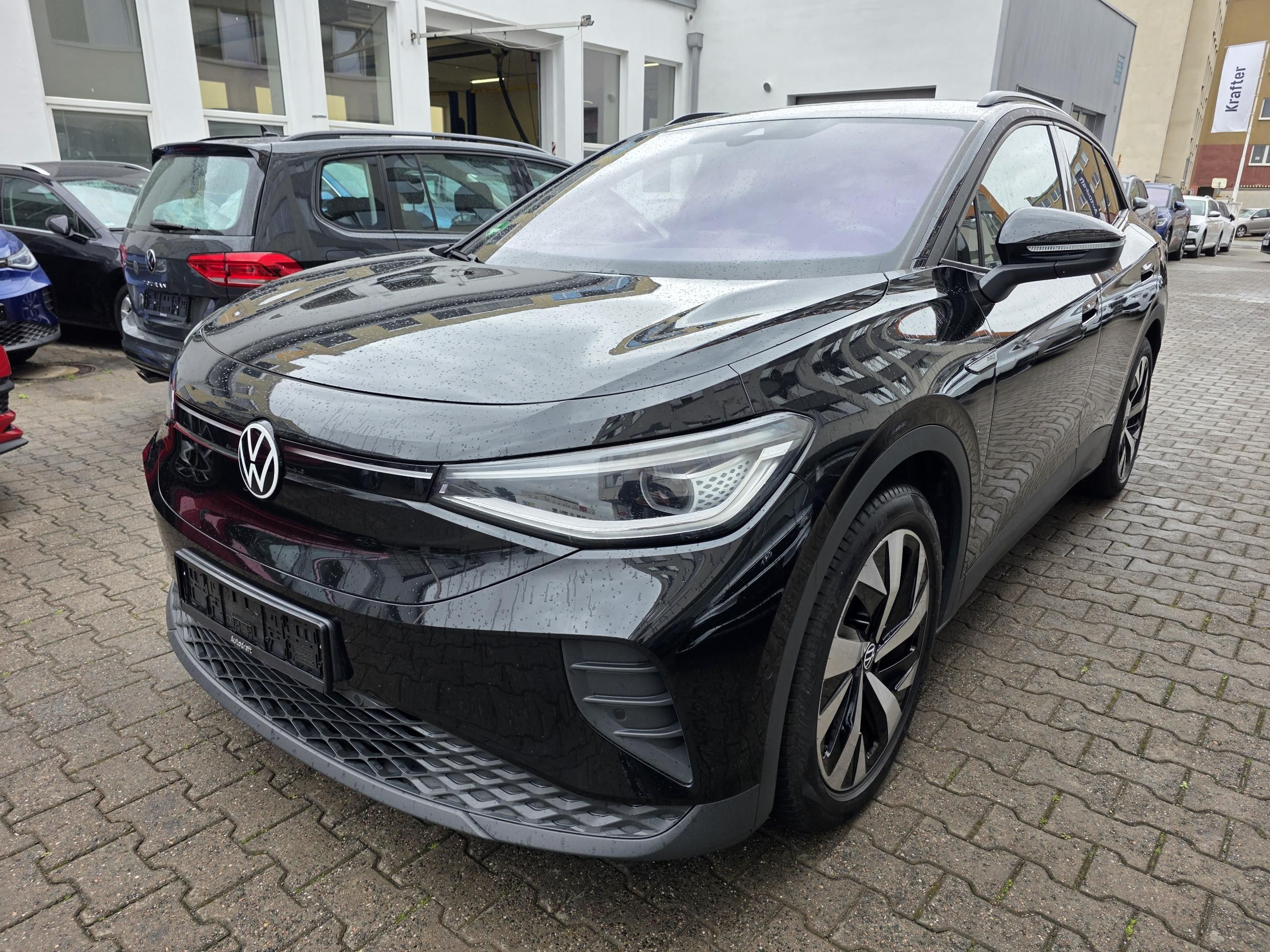 Volkswagen ID.4, Pro 150kW / ALU 20''+ 19" - fotka 2