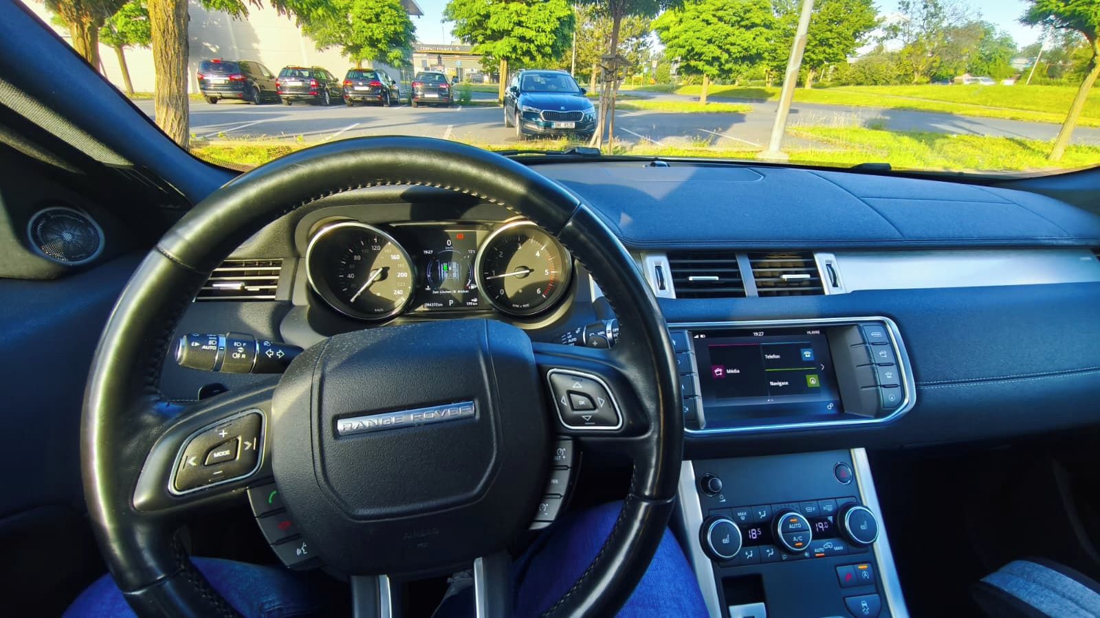 Land Rover Range Rover Evoque, 2.0 TD4 4x4, 132 kW - fotka 5