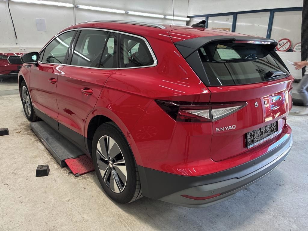 Škoda Enyaq iV, 150kW,80kWh - fotka 4