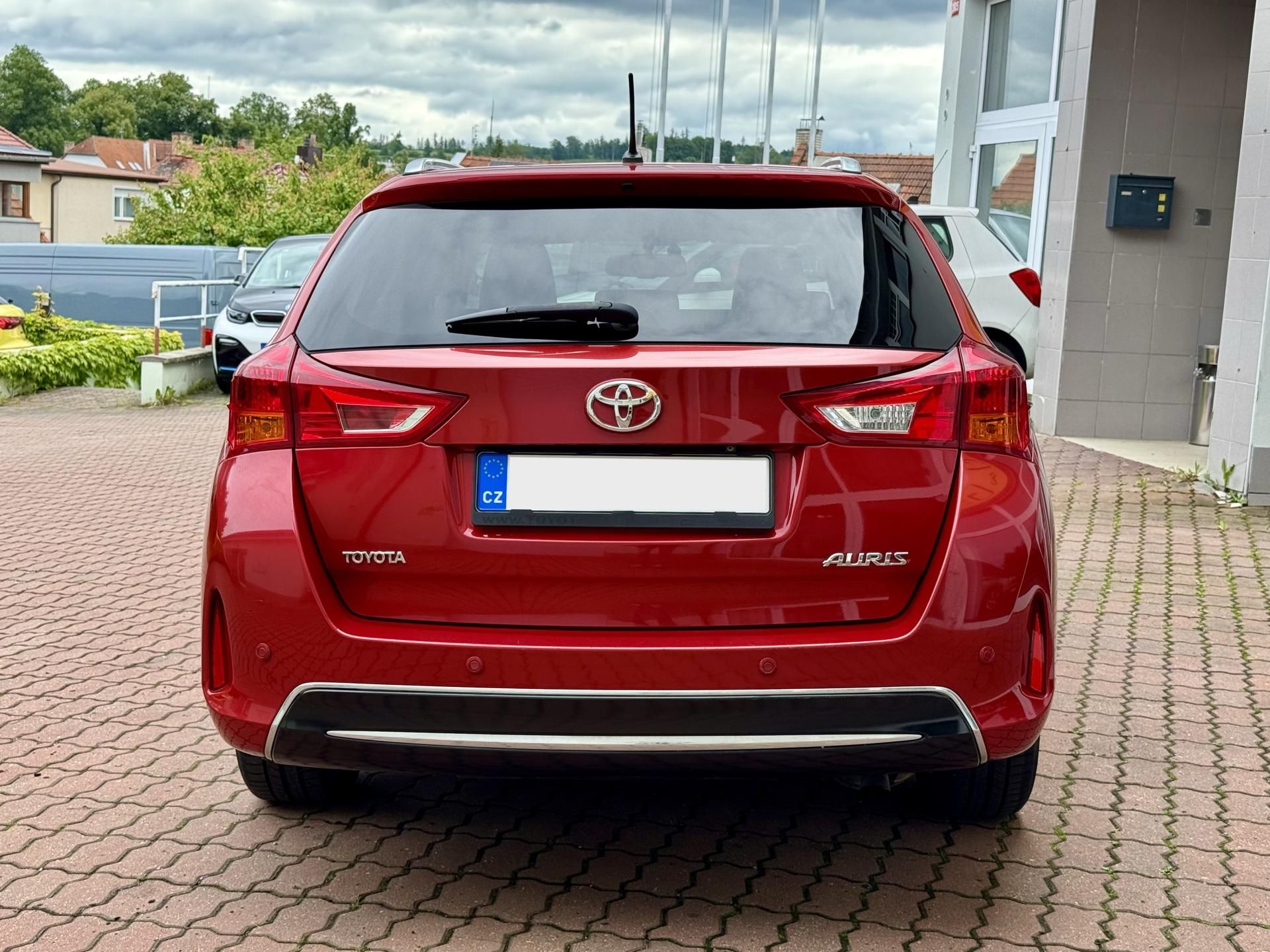 Toyota Auris, Combi 1.6 Valvematic CVT - fotka 6