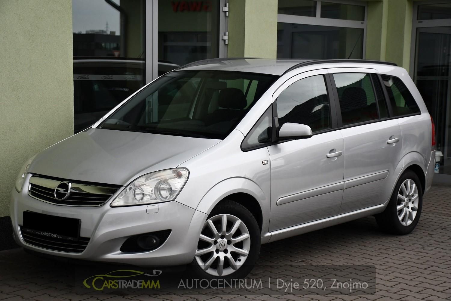 Opel Zafira, 1.8i VYHŘ. SEDAČKY TAŽNÉ 7MÍST
