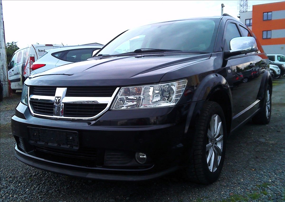 Dodge Journey, 2,4   i  SXT DUAL VVT SERVISKA