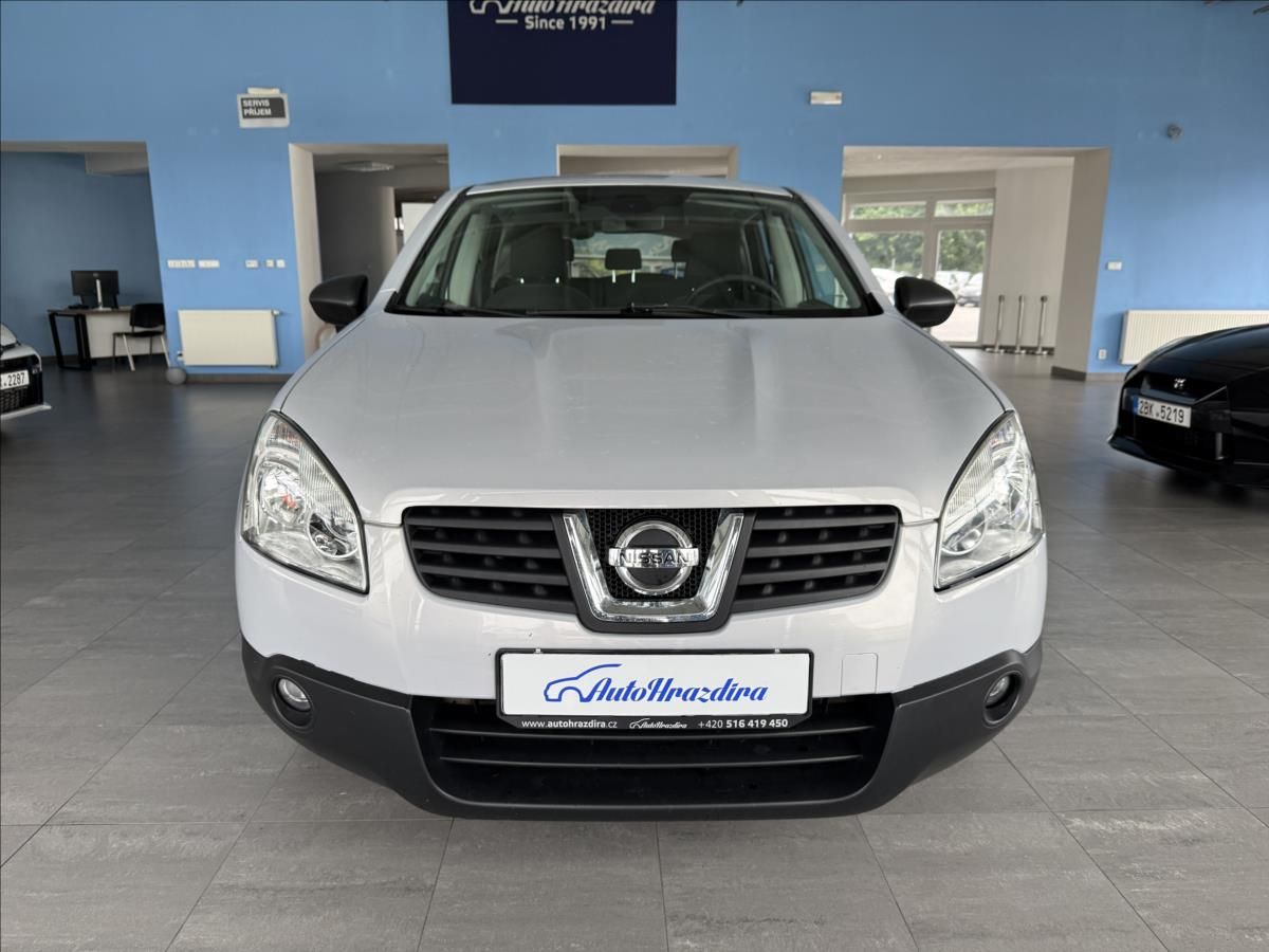 Nissan Qashqai, 2,0   dCi,4X4,TAŽNÉ,SERVISKA,Č - fotka 2