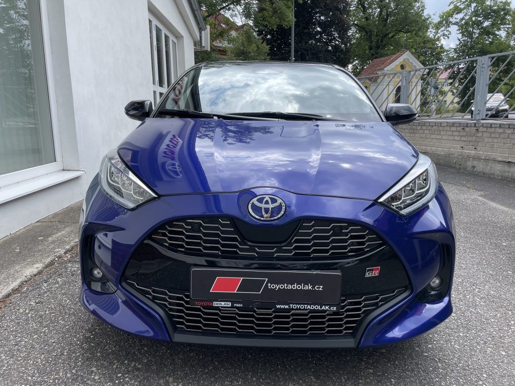 Toyota Yaris, 1.5,HEv,130,GR SPORT - fotka 2