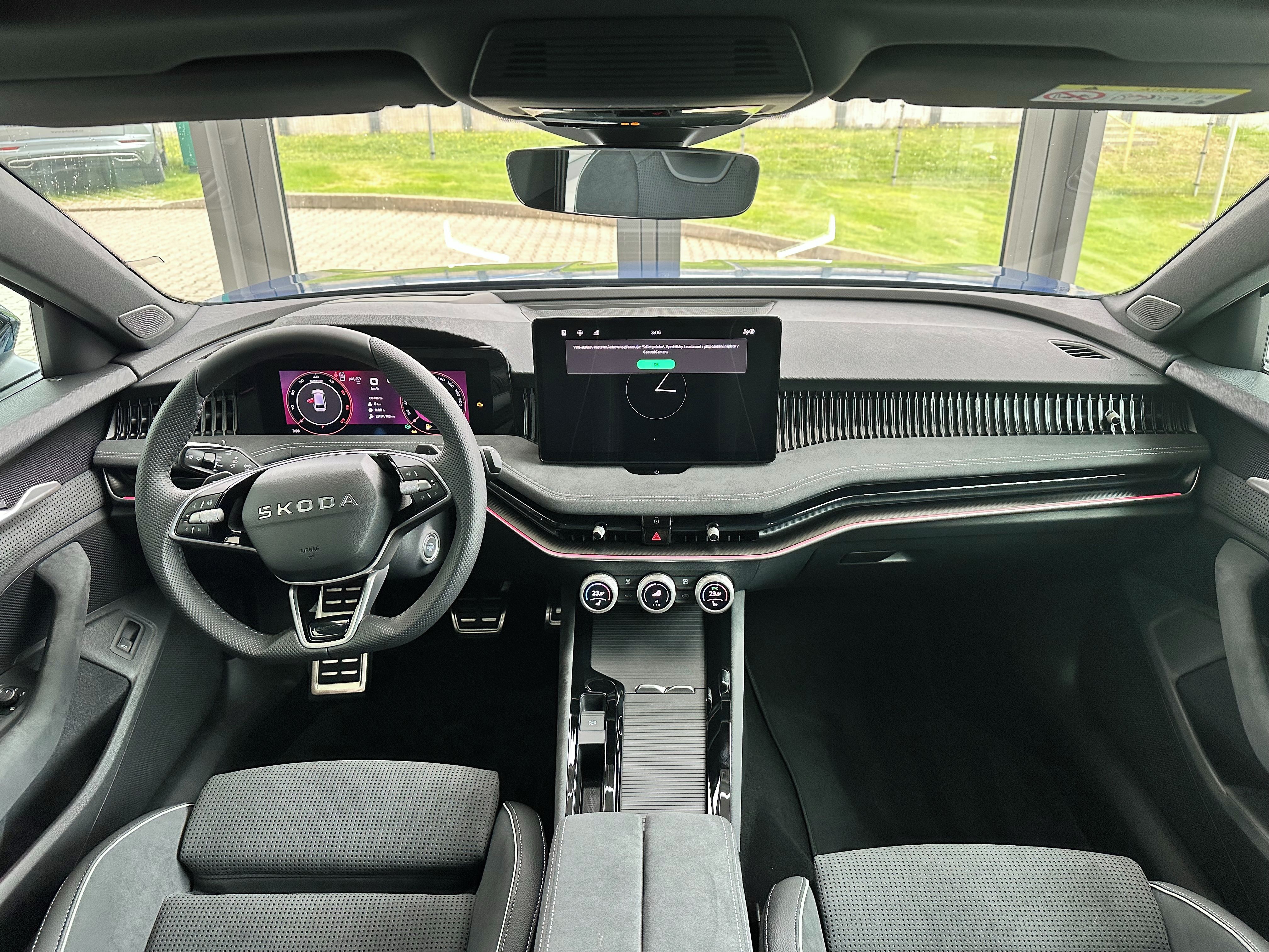 Škoda Superb, 2,0 TDI 142 kW DSG 4x4 - fotka 6