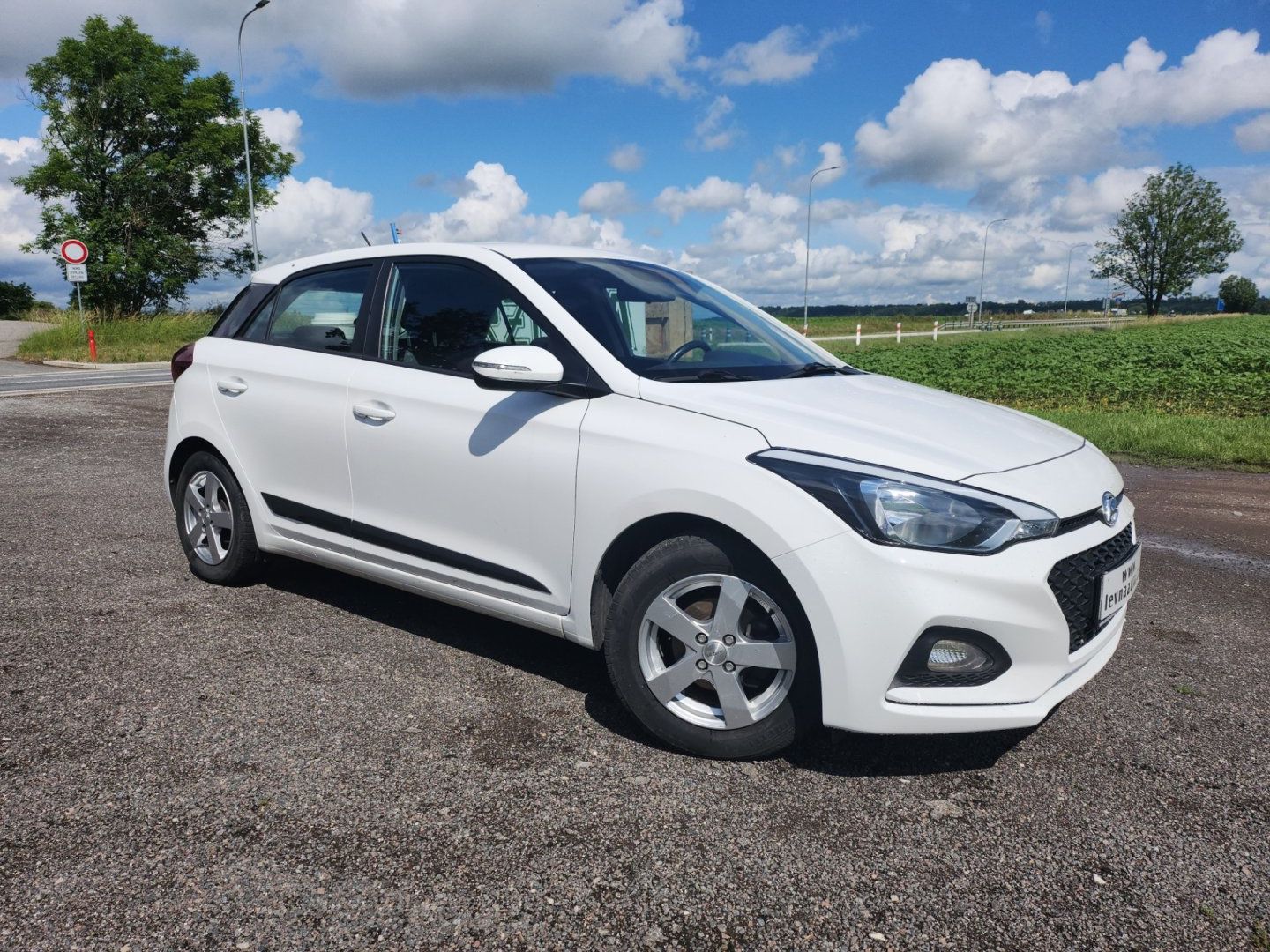 Hyundai i20, 1.3 benzín - fotka 3