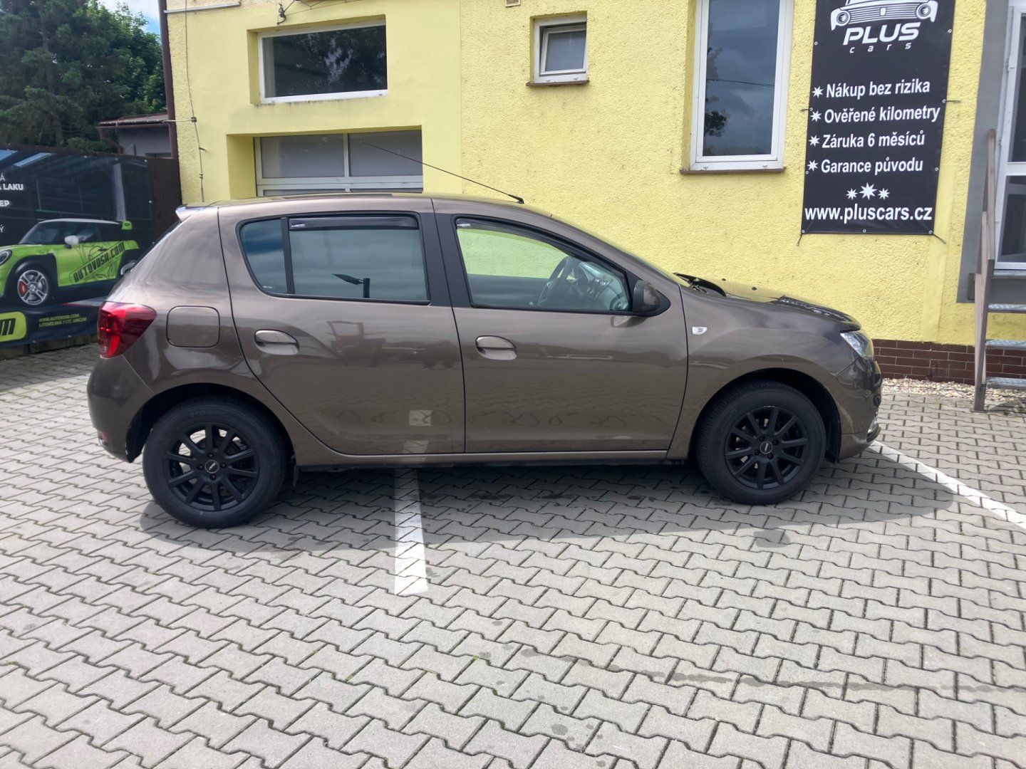 Dacia Sandero, 1,0i (54kW)*NÍZKÝ NÁJEZD KM* - fotka 5