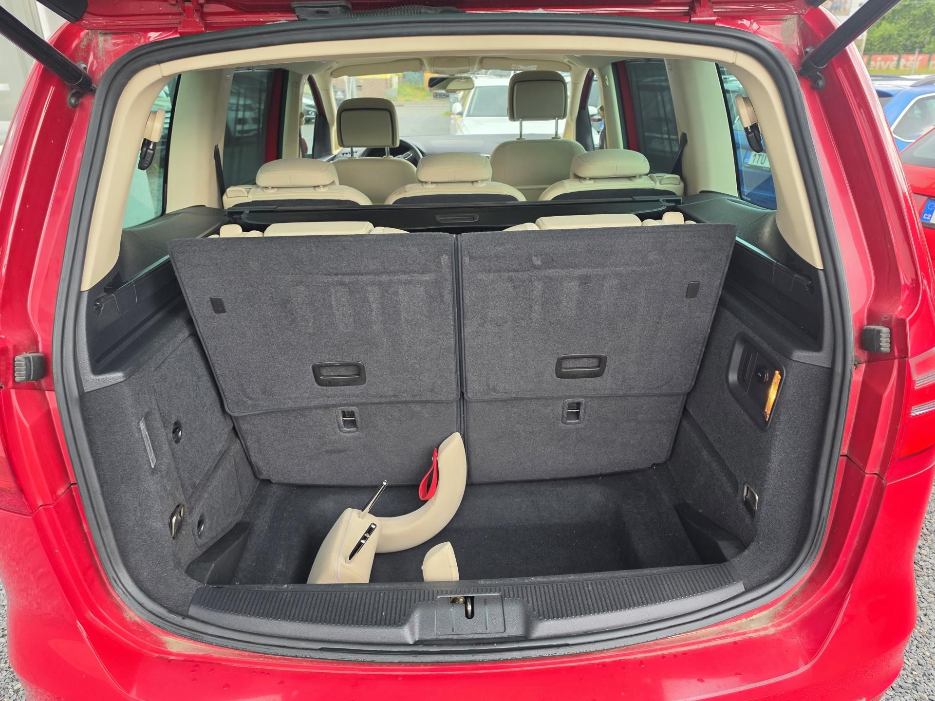 Seat Alhambra, 1.4 TSI Copa 7MIST el Dveře - fotka 6