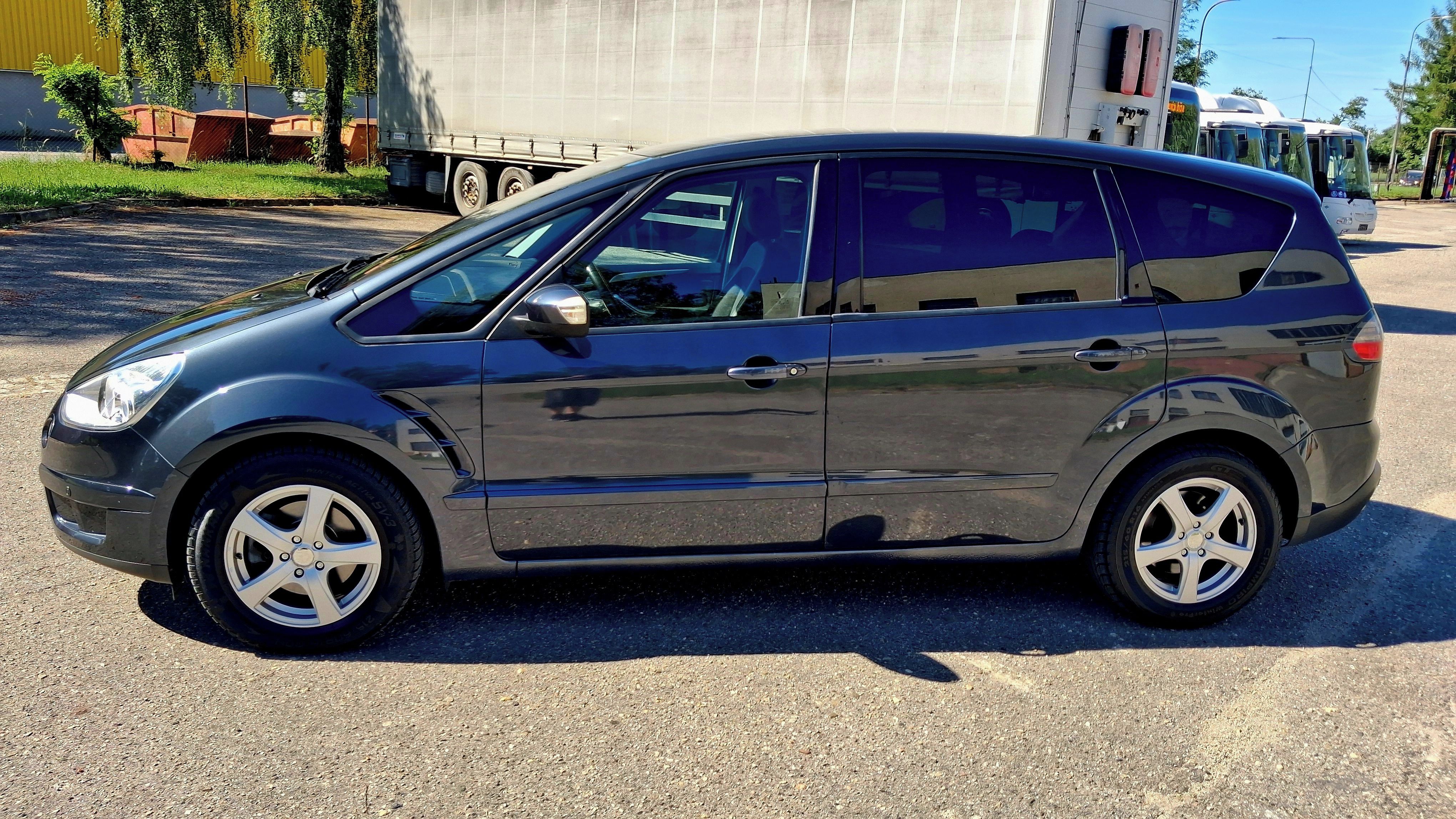 Ford S-MAX, 1.8 Tdci - fotka 2