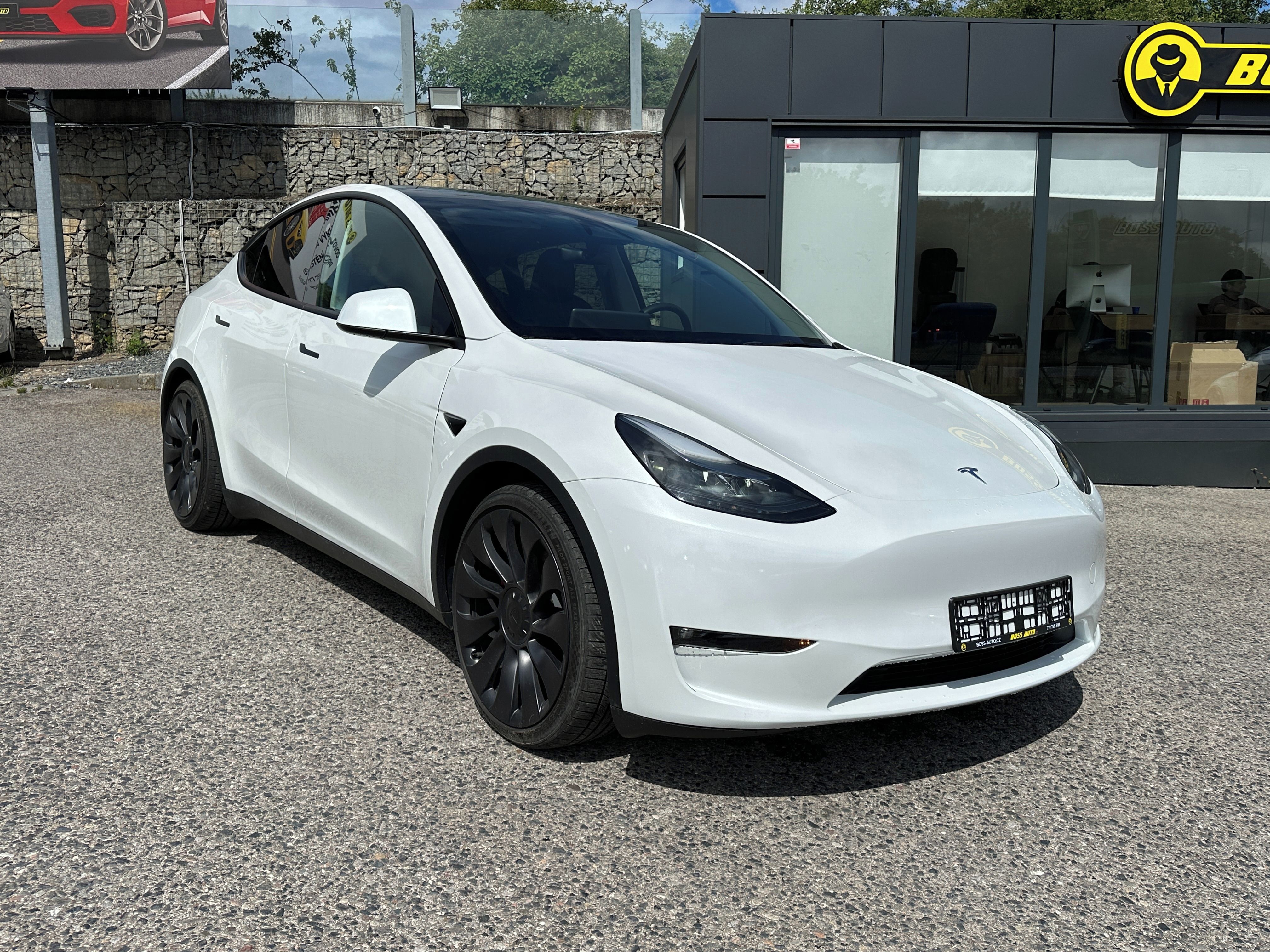 Tesla Model Y, Tesla Model Y  2023