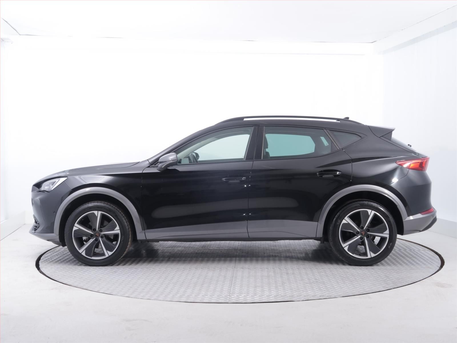 Cupra Formentor, 2.0 TSI 4Drive, 4X4, Automat - fotka 3