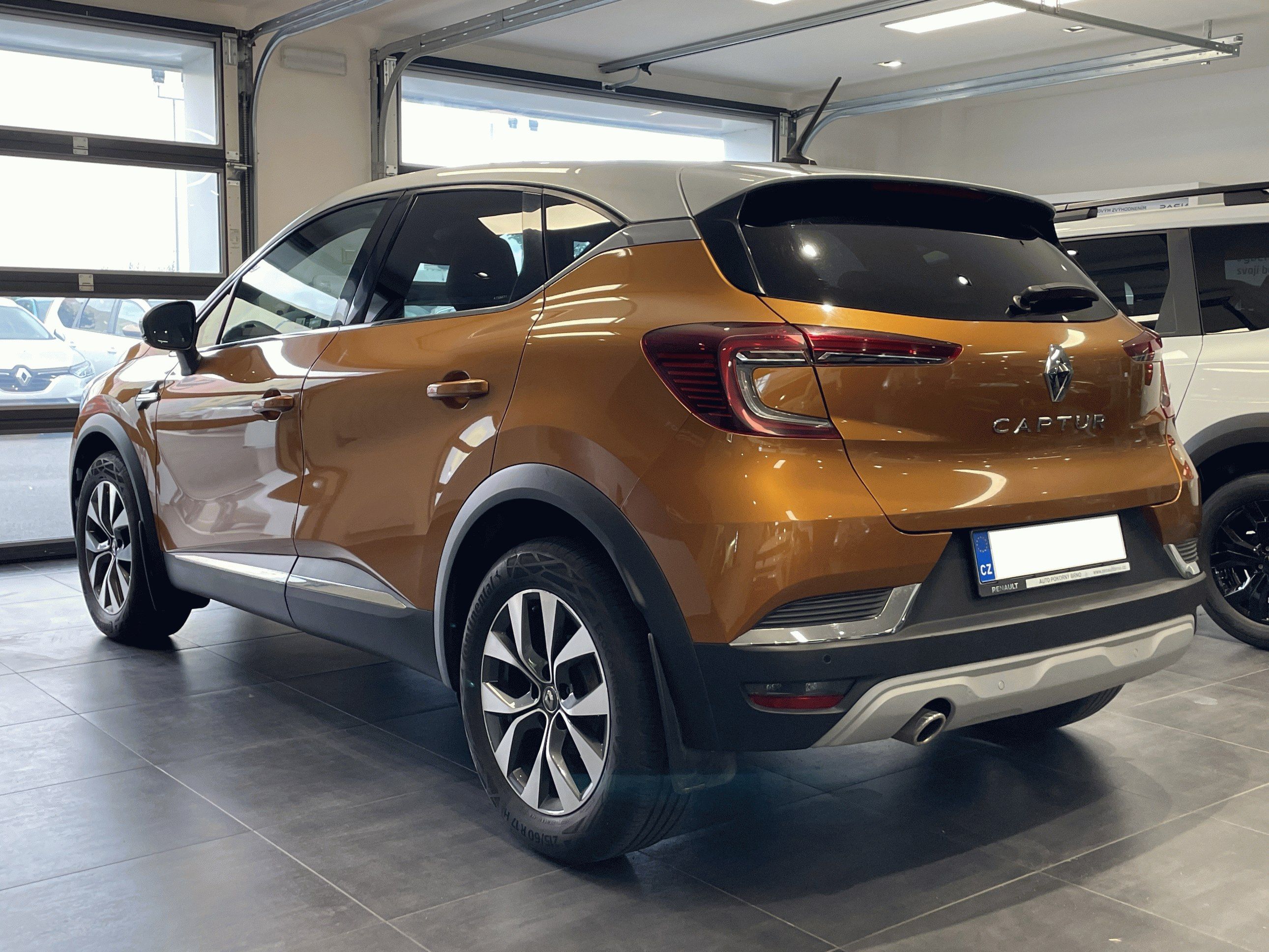 Renault Captur, INTENS 1,3TCe 130k EDC - fotka 3