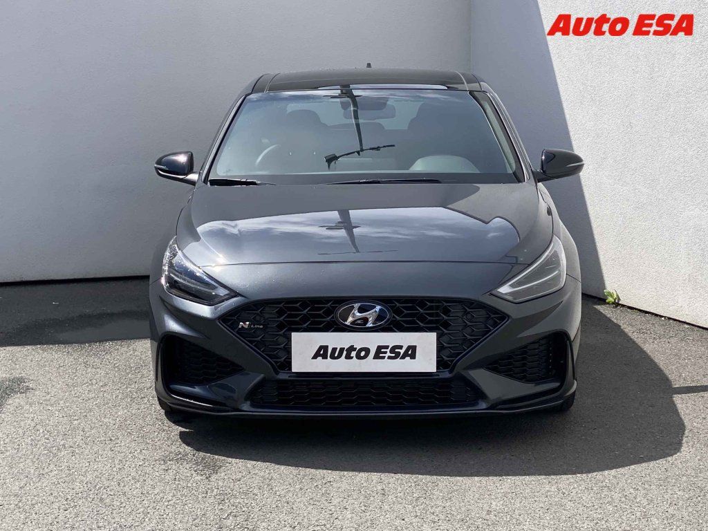 Hyundai i30, 1.5i,pano,N-Line - fotka 2