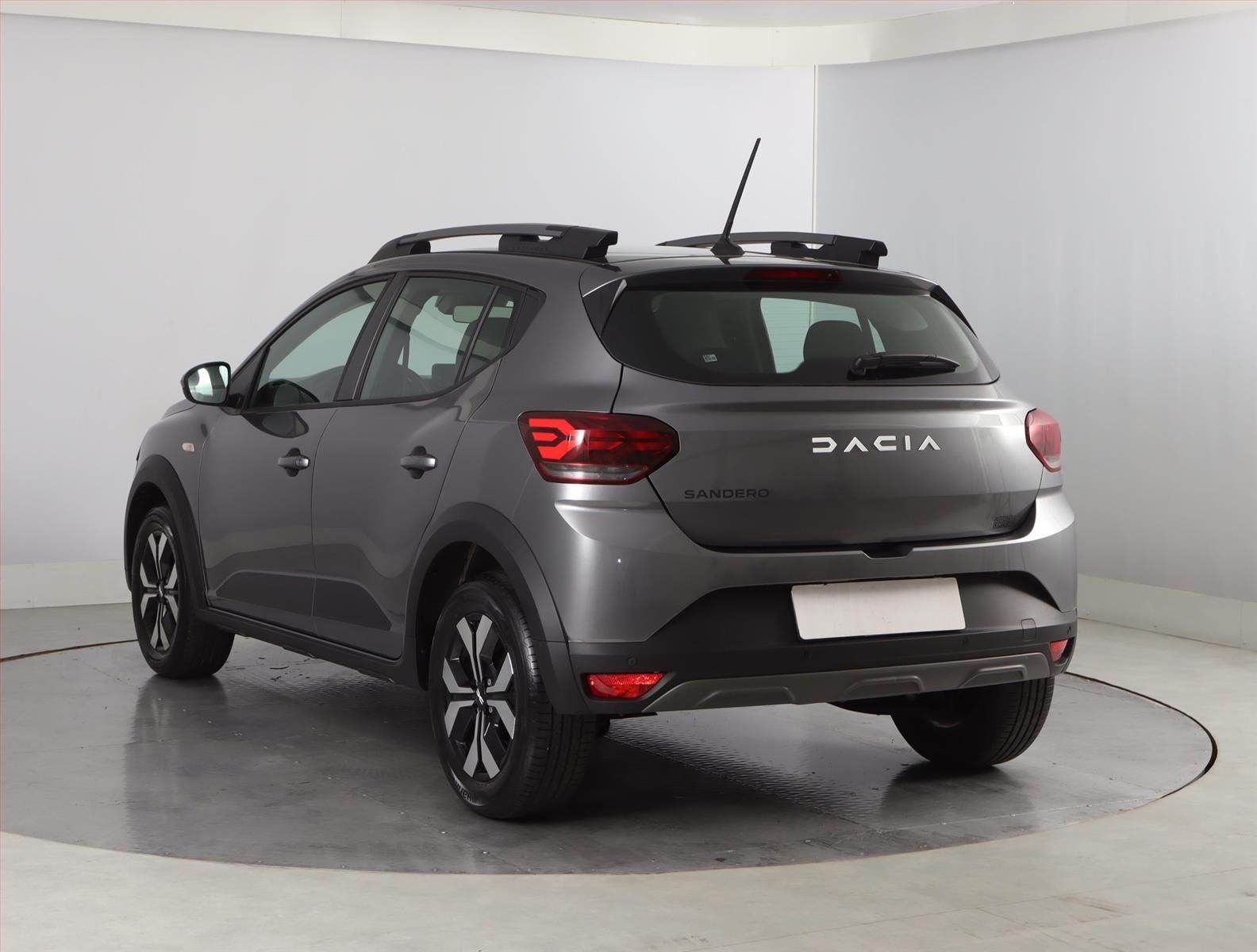 Dacia Sandero, 1.0 TCe, Stepway Expression - fotka 4