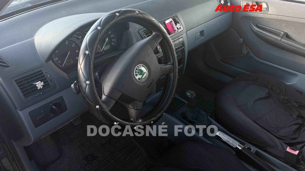 Škoda Fabia, 1.4i,ČR - fotka 3