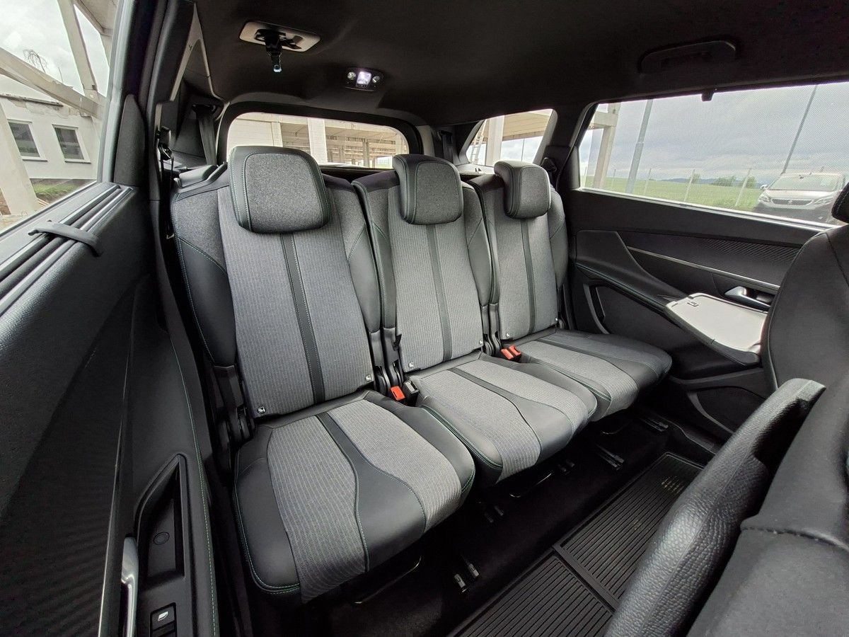 Peugeot 5008, ALLURE PACK 1,5 BHDi 130k EAT8 - fotka 5