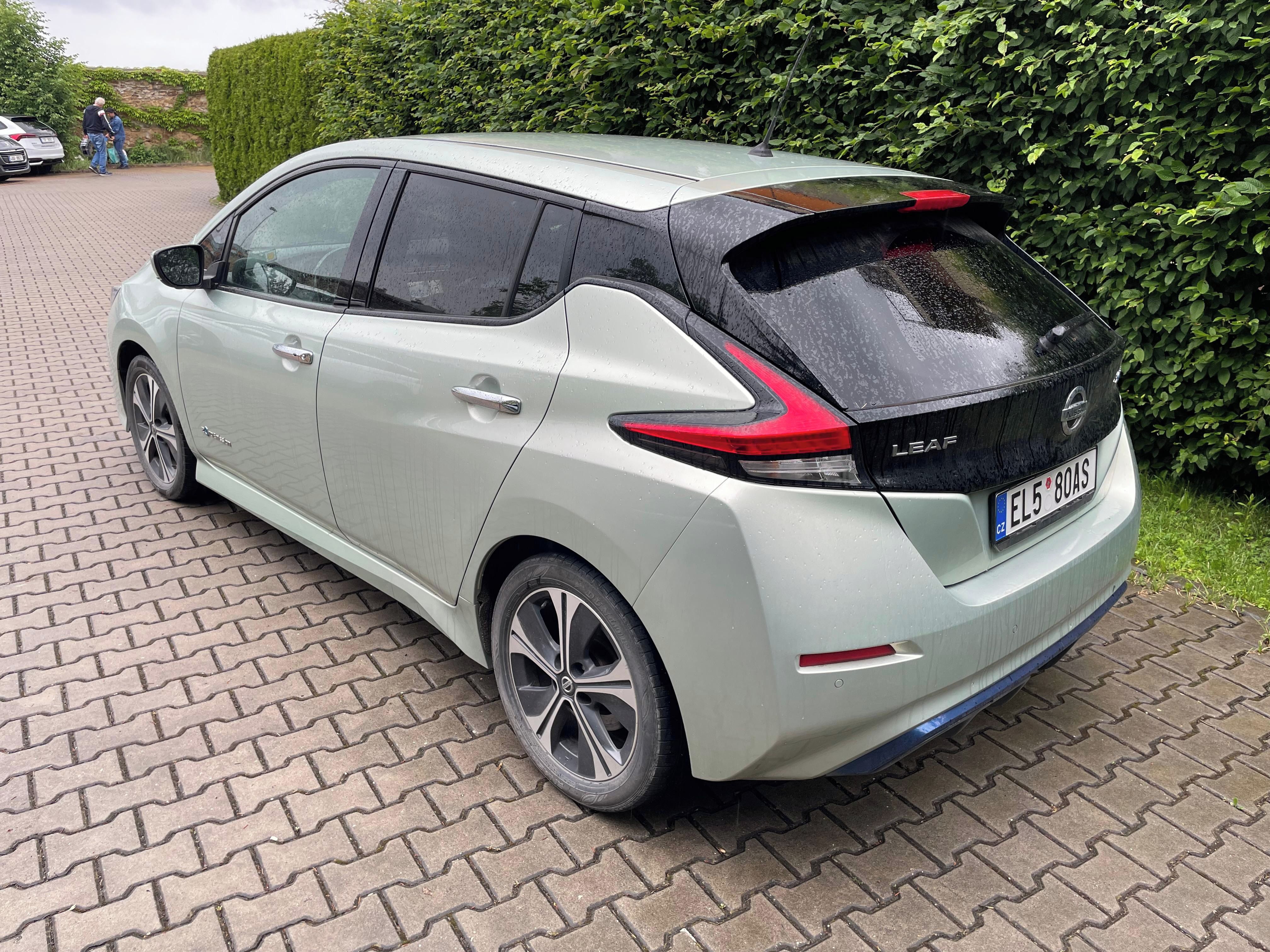 Nissan LEAF, 40 kWh - fotka 5