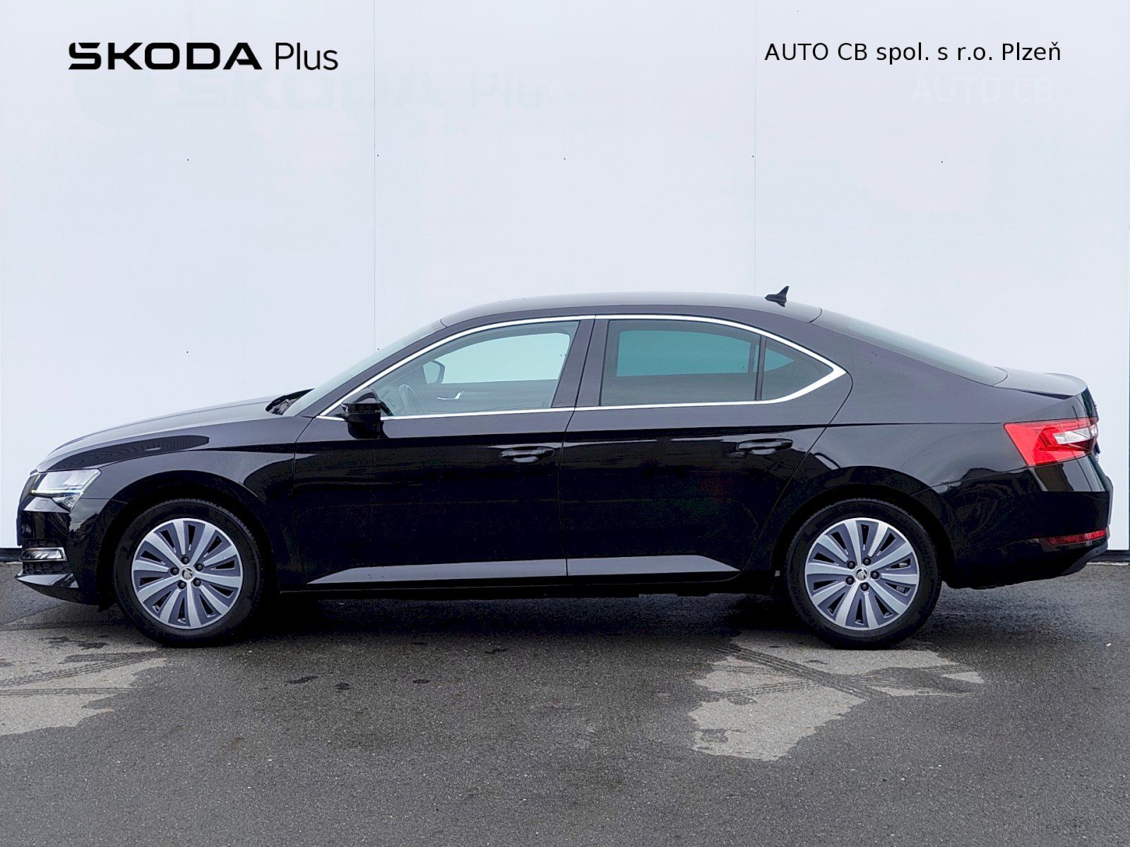 Škoda Superb, 1.5 TSI 110kW ACT DSG Style Pl - fotka 3