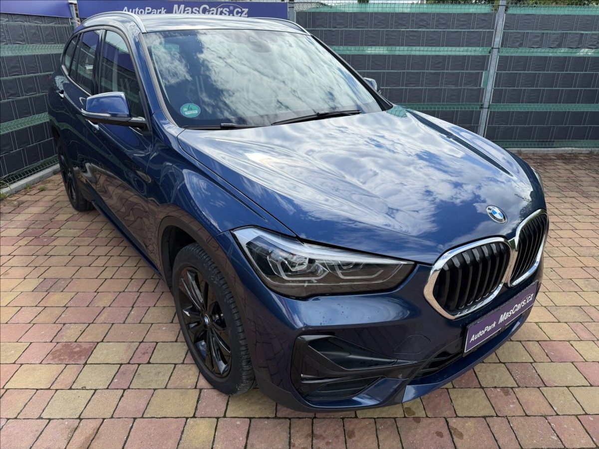BMW X1, 18d xDrive SportLine Head-up - fotka 3