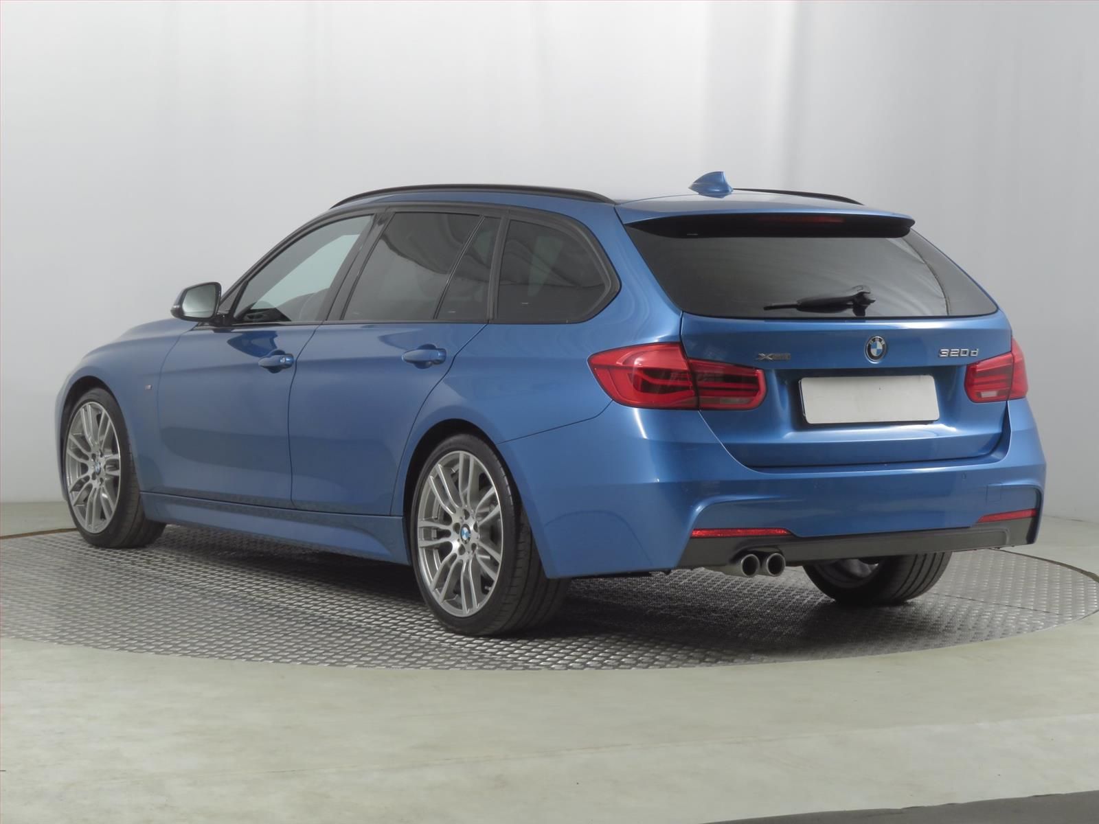 BMW Řada 3, 320 d xDrive, M Sport, 4X4 - fotka 4