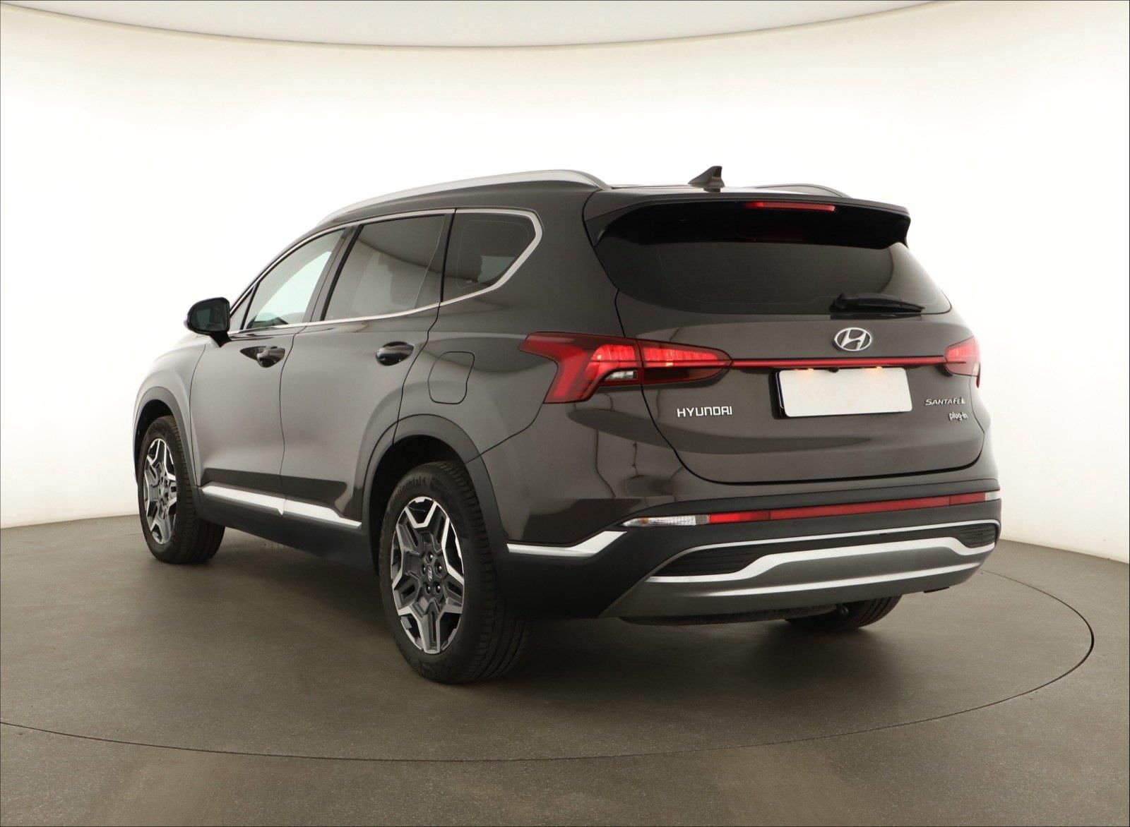 Hyundai Santa Fe, Plug-in Hybrid, ČR - fotka 3