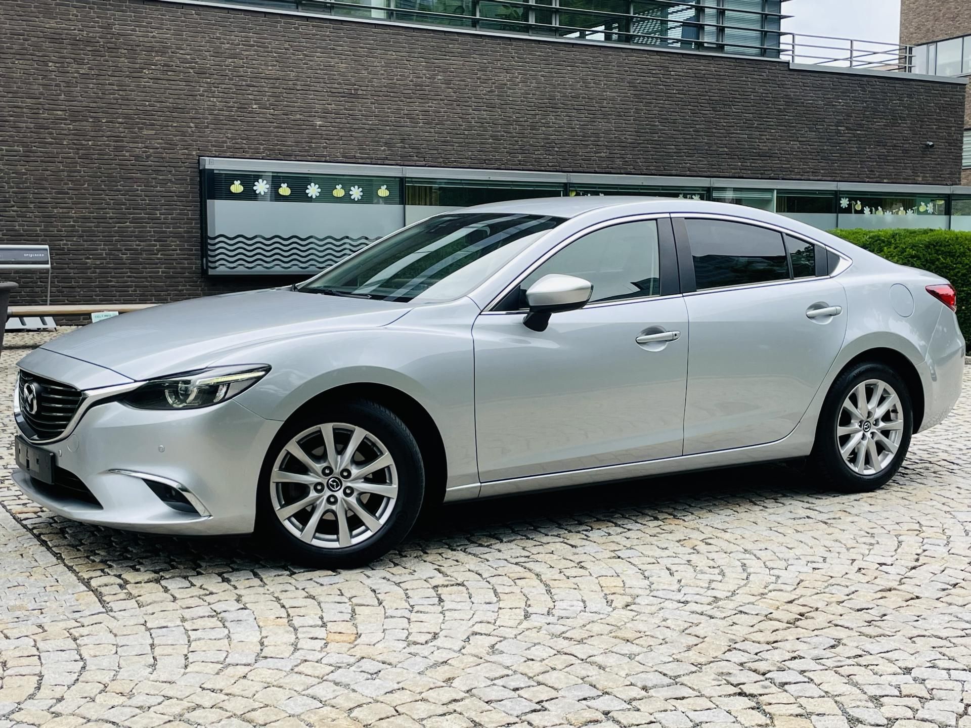 Mazda 6, 2.0i AUTOMAT 1MAJITEL SERVISKA - fotka 3