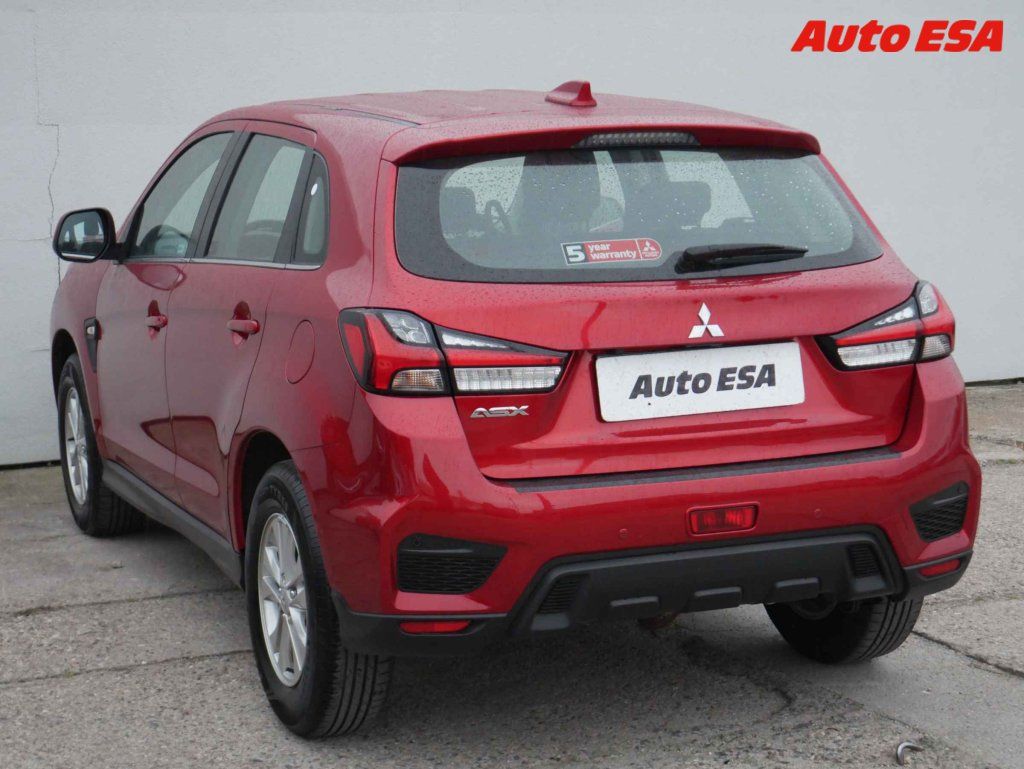 Mitsubishi ASX, 2.0 MIVEC,ČR,AC,temp - fotka 4